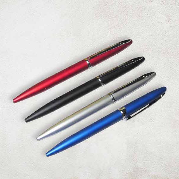 Alt text Customised ball point pen, elegant pen customised, gift pens sg, print logo on pen sg, pens corporate gifts sg, corporate pens sg, special customised pens, business pens, black ink ball point pen, retractable ballpoint pens supplier, ballpoint pen supplier, customisation supplier, twist ballpoint pen